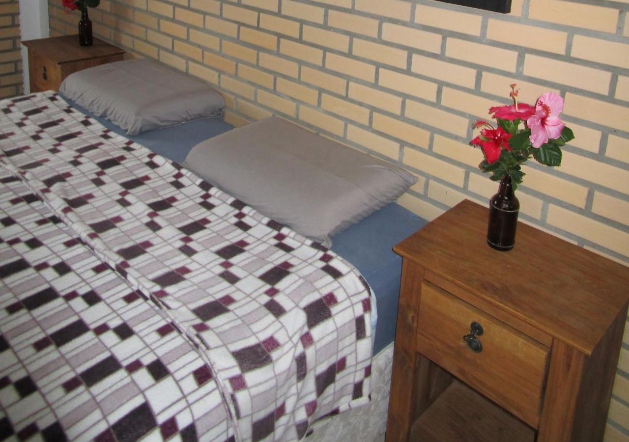 Paraiso Hostel Прайя-ду-Роза Экстерьер фото
