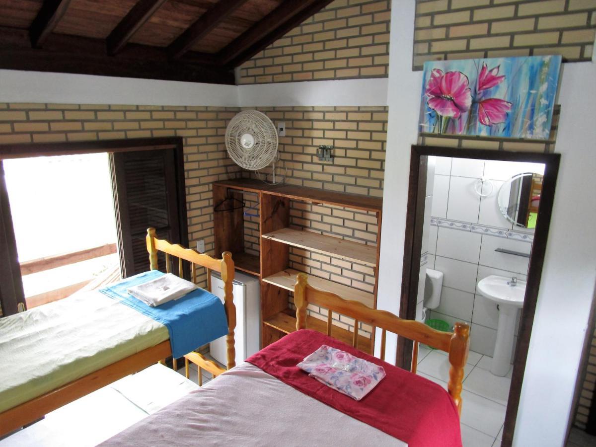Paraiso Hostel Прайя-ду-Роза Экстерьер фото