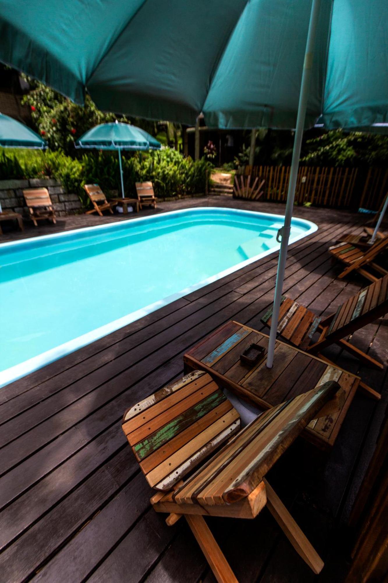Paraiso Hostel Прайя-ду-Роза Экстерьер фото