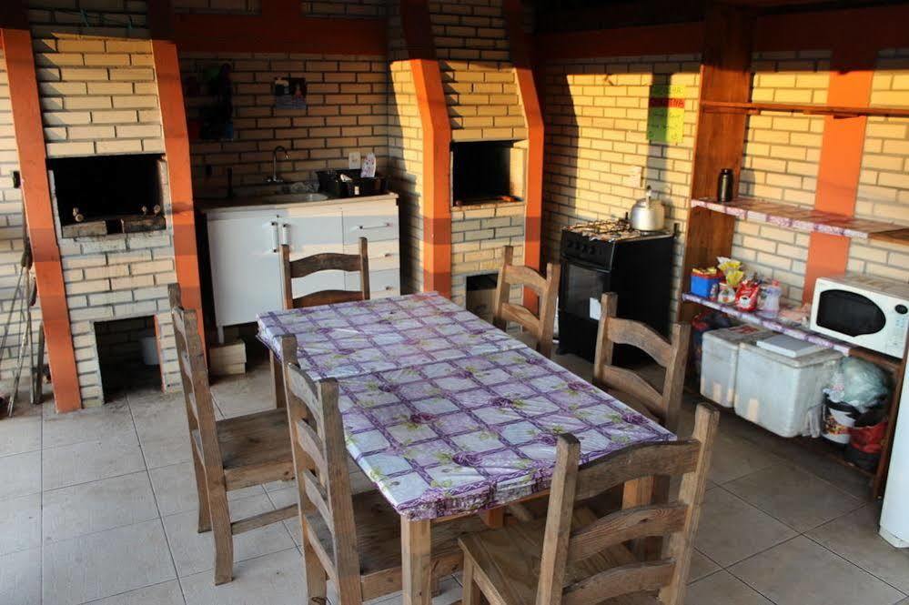 Paraiso Hostel Прайя-ду-Роза Экстерьер фото